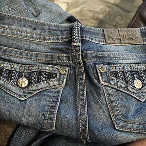 Miss Me Signature Skinny Jeans